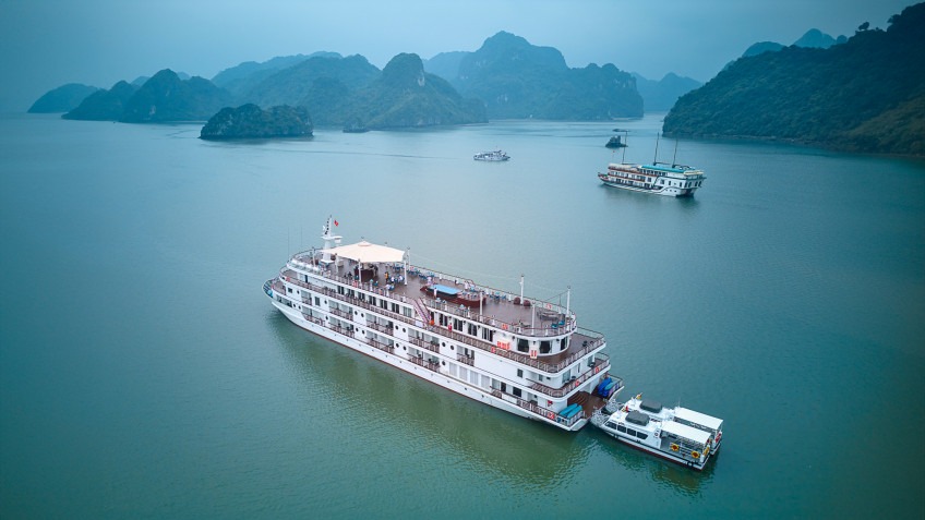 Paradise Grand Cruise Halong Bay